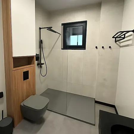 Avi Garden * Konstanca